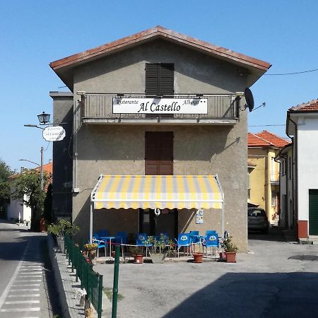 Albergo Al Castello Millesimo Bagian luar foto