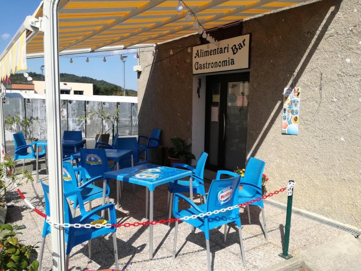 Albergo Al Castello Millesimo Bagian luar foto
